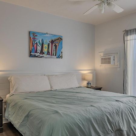 Coastal Waters Hotel New Smyrna Beach Bagian luar foto