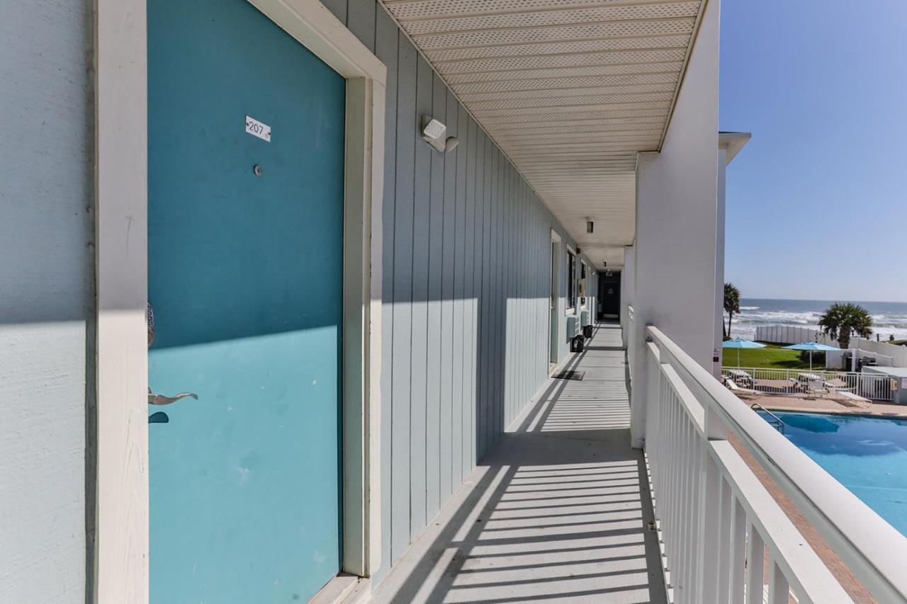 Coastal Waters Hotel New Smyrna Beach Bagian luar foto