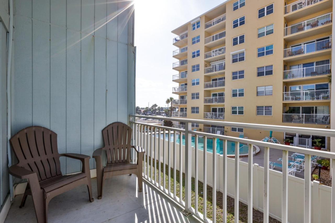 Coastal Waters Hotel New Smyrna Beach Bagian luar foto