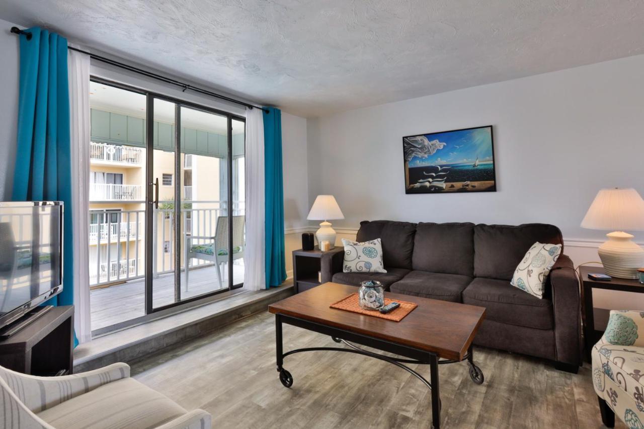 Coastal Waters Hotel New Smyrna Beach Bagian luar foto