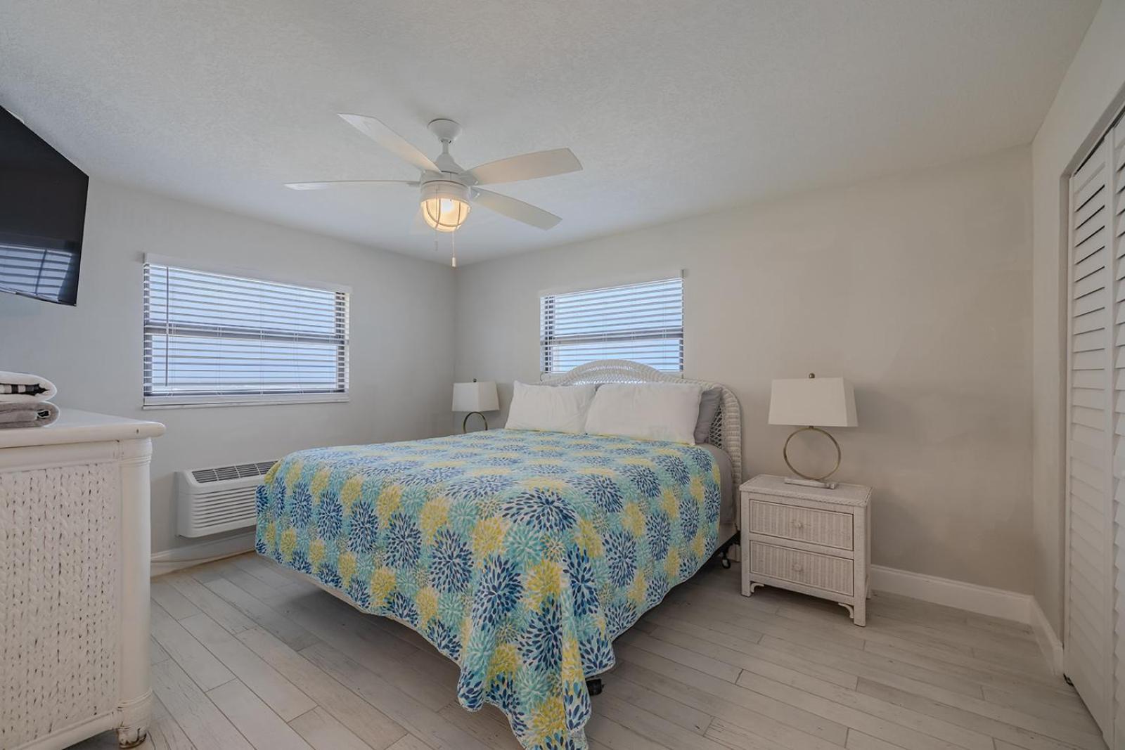 Coastal Waters Hotel New Smyrna Beach Bagian luar foto