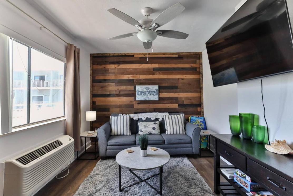 Coastal Waters Hotel New Smyrna Beach Bagian luar foto