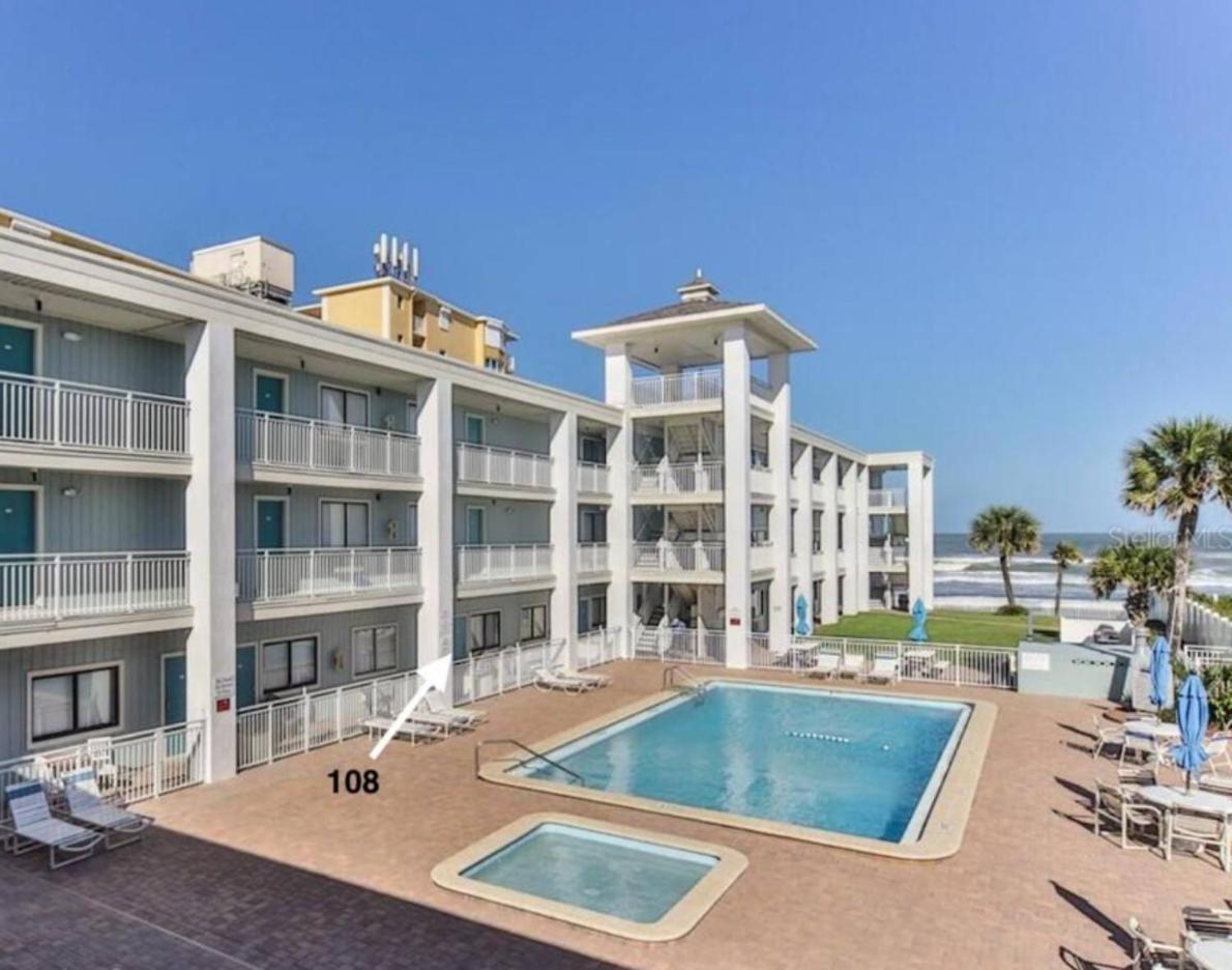 Coastal Waters Hotel New Smyrna Beach Bagian luar foto